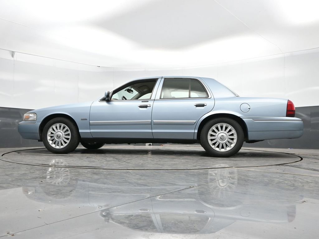 Used 2009 Mercury Grand Marquis LS RWD image 42