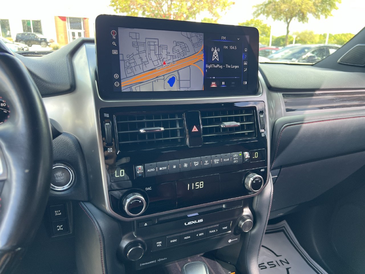 Used 2023 Lexus GX 460 Premium w/ Premium Package AWD/4WD image 15