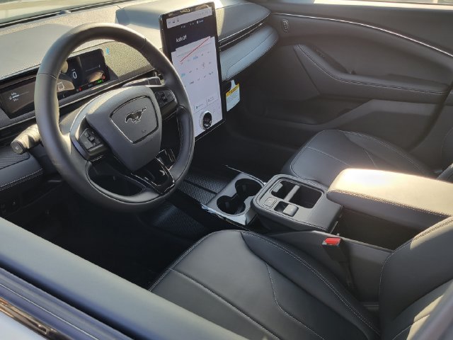 New 2026 Ford Mustang Mach-E Select RWD image 3
