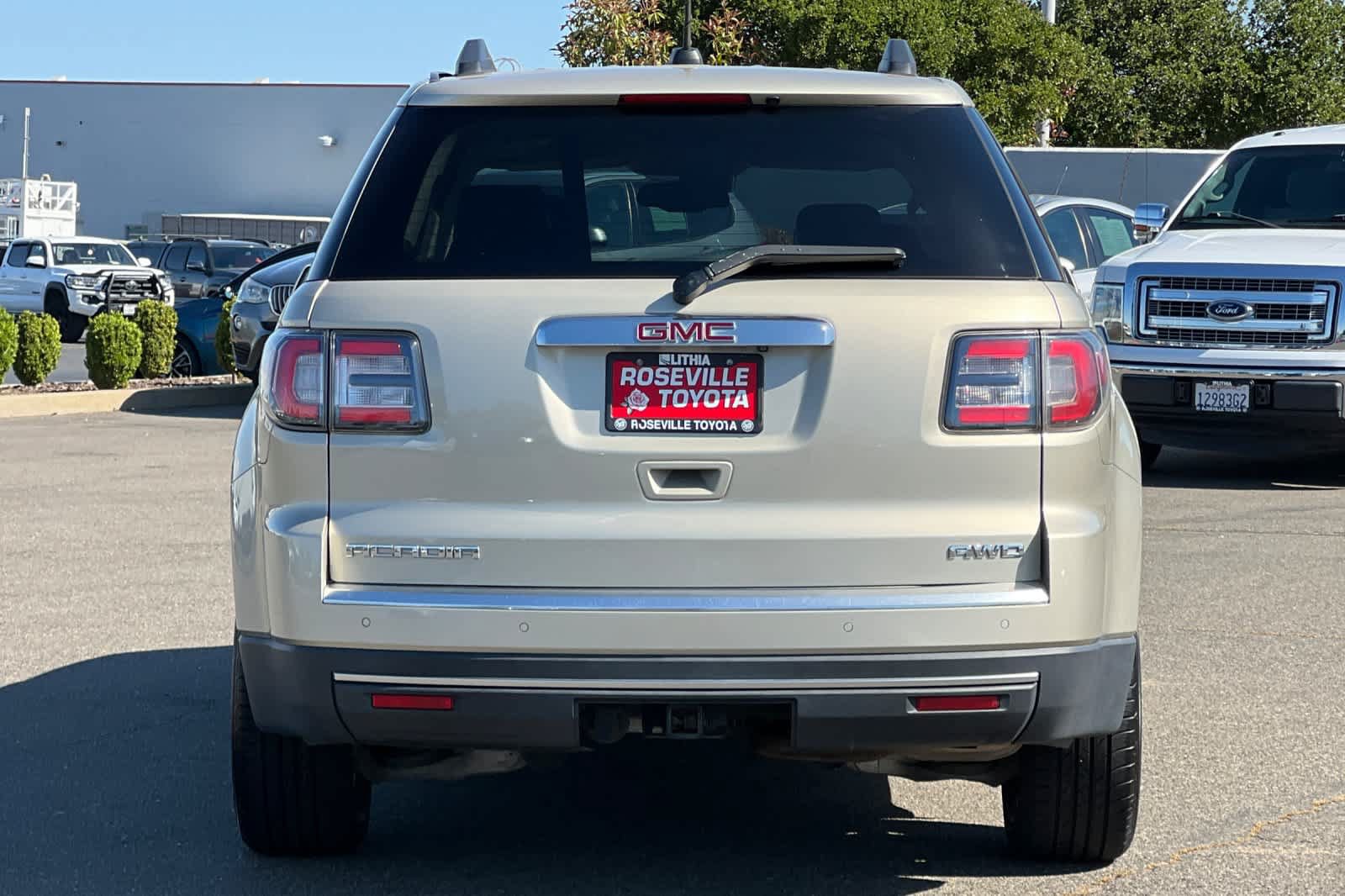 Used 2016 GMC Acadia SLT w/ Open Road Package AWD/4WD image 8