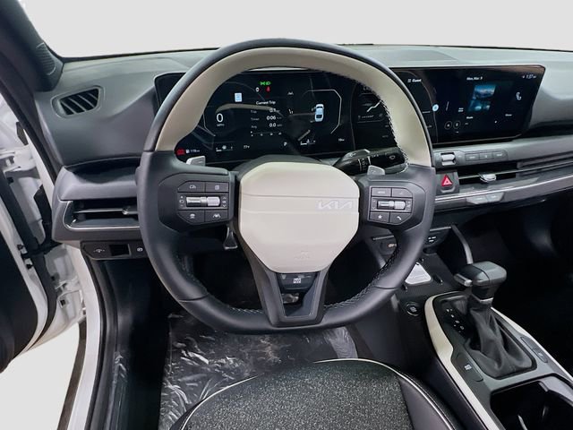 New 2025 Kia K4 GT-Line w/ GT-Line Sunroof Package image 11