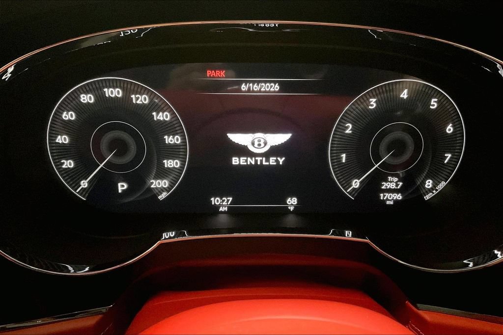 Used 2022 Bentley Bentayga AWD/4WD image 10