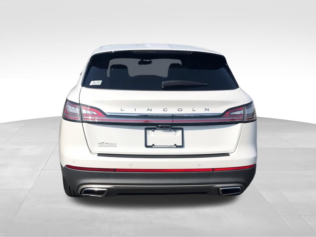Used 2023 Lincoln Nautilus Reserve AWD/4WD image 7