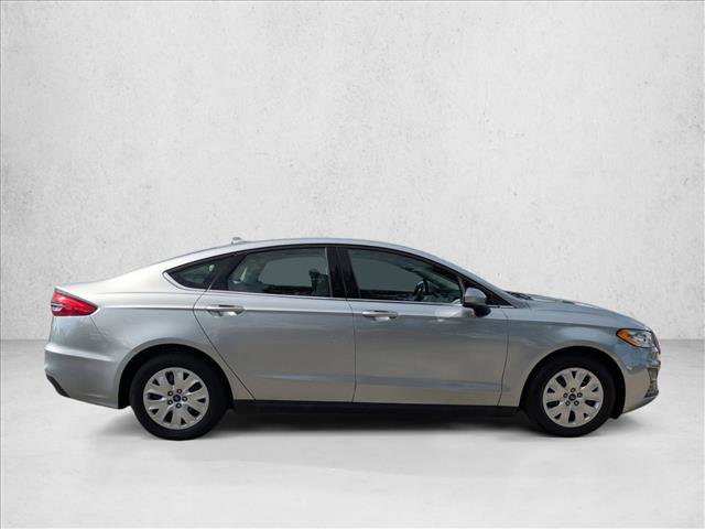Used 2020 Ford Fusion S image 4