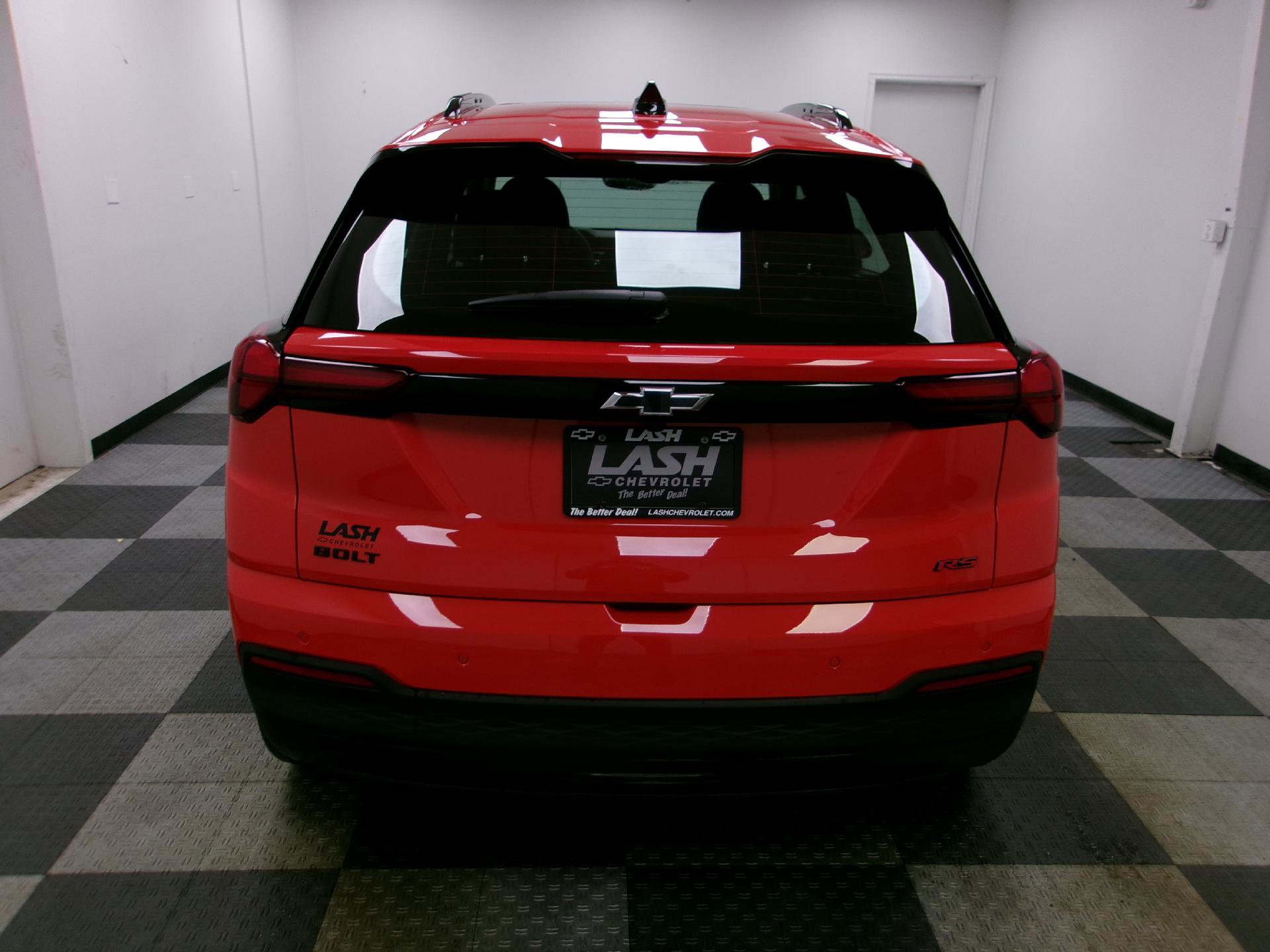 Used 2027 Chevrolet Bolt RS w/ Technology Package FWD image 12