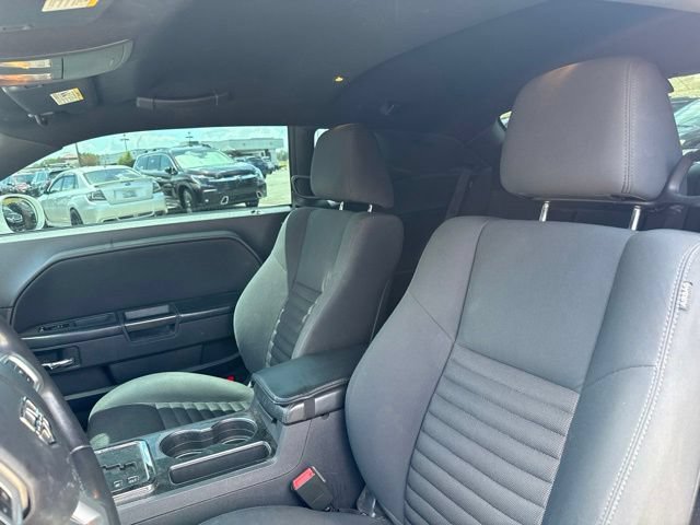 Used 2013 Dodge Challenger SXT RWD image 14