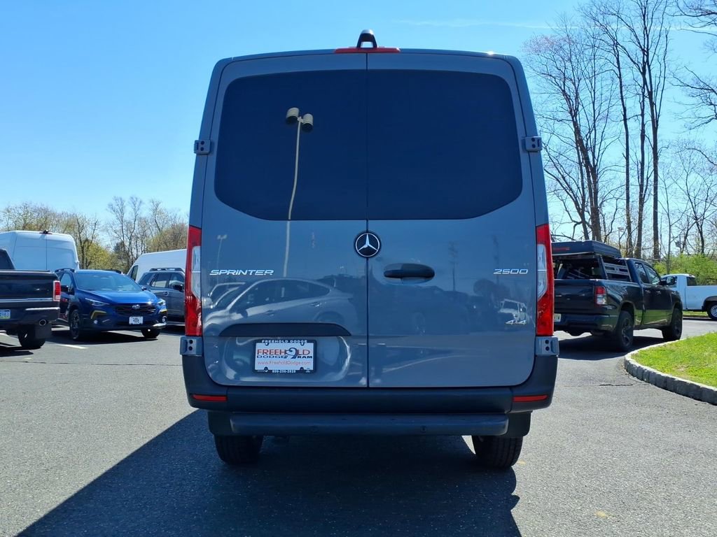 Used 2022 Mercedes-Benz Sprinter 2500 image 17