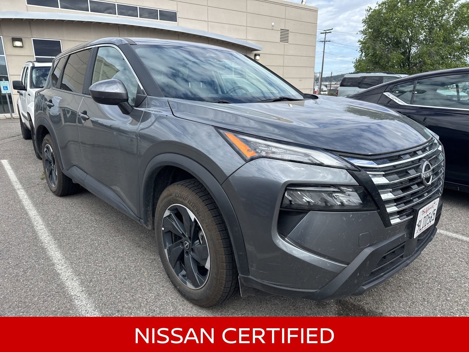 Certified 2024 Nissan Rogue SV AWD/4WD image 4