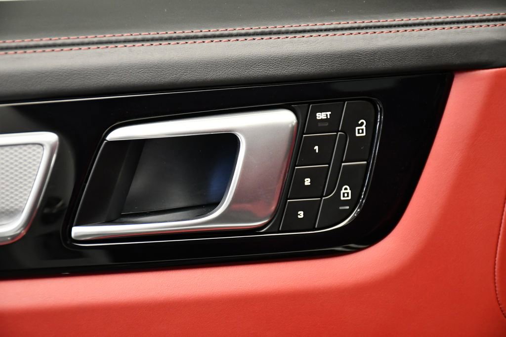 Used 2023 Porsche Cayenne image 37