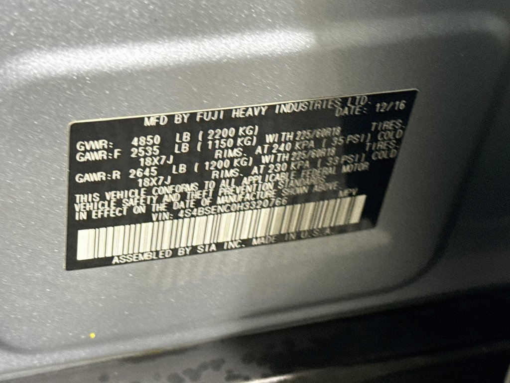 Used 2017 Subaru Outback 3.6R Limited AWD/4WD image 34