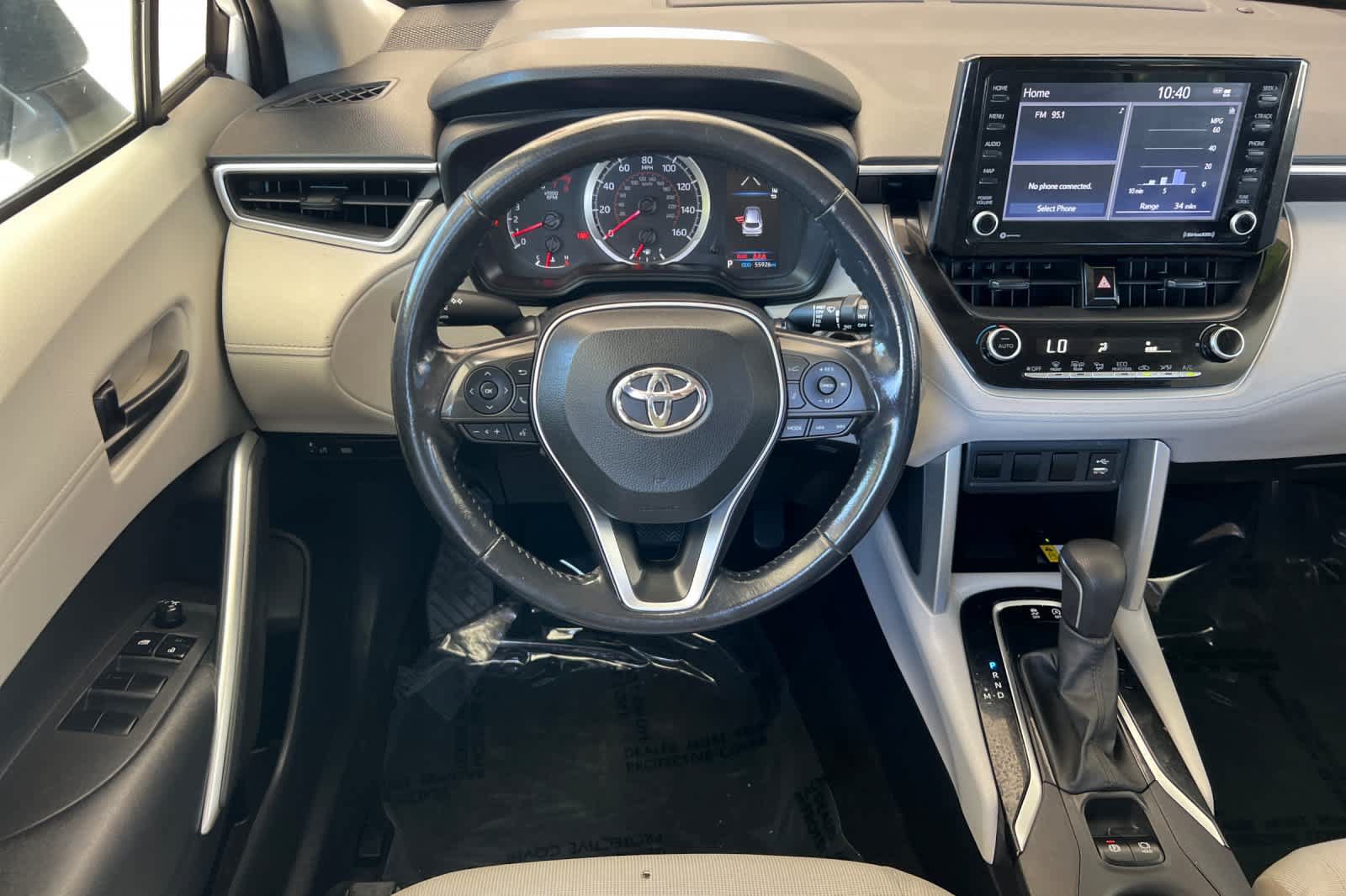 Certified 2022 Toyota Corolla Cross LE w/ Moonroof Package AWD/4WD image 14