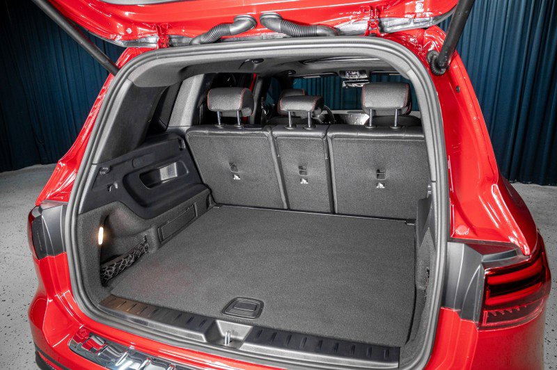 New 2026 Mercedes-Benz GLB 250 4MATIC image 6