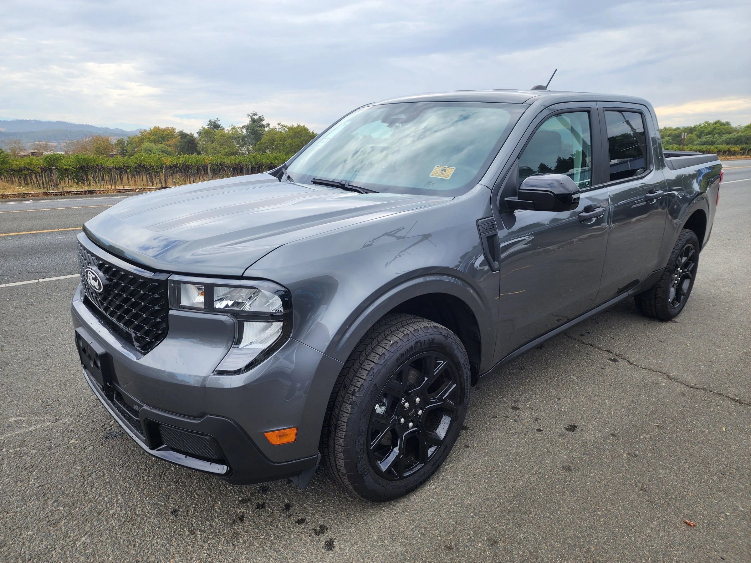 New 2025 Ford Maverick XLT w/ XLT Luxury Package