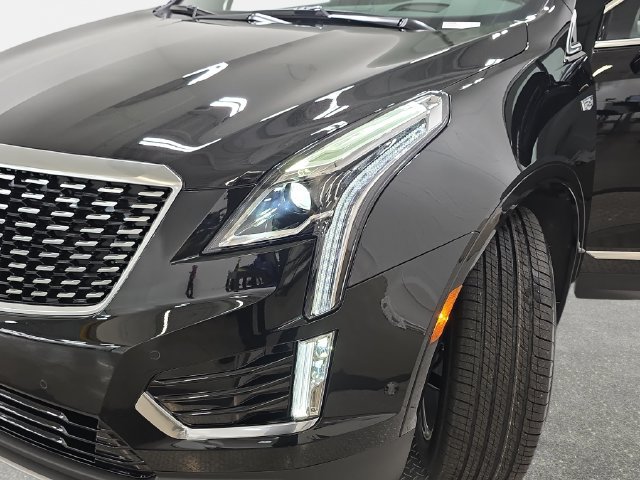 New 2026 Cadillac XT5 Premium Luxury w/ LPO, Floor Liner Package FWD image 28