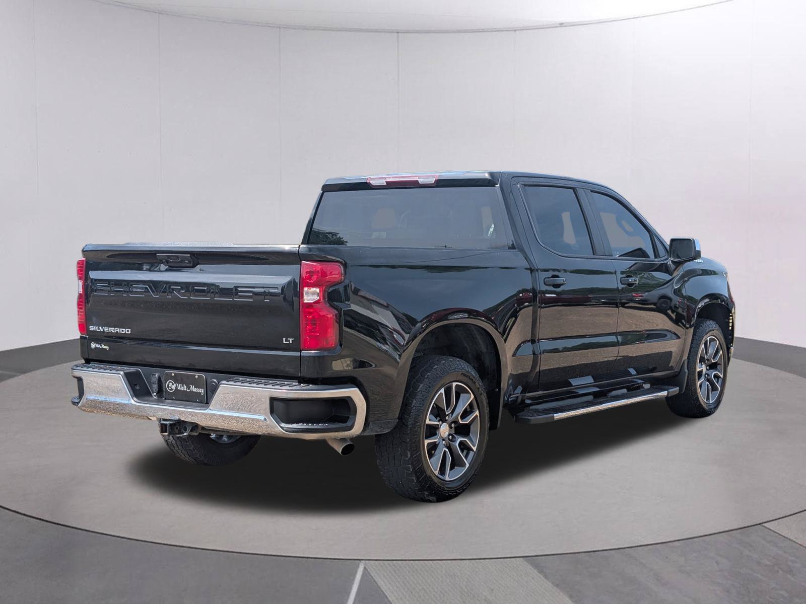 Used 2022 Chevrolet Silverado 1500 LT RWD image 7