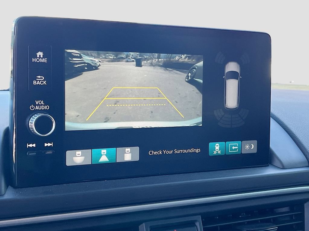 Used 2025 Honda Pilot EX-L image 13