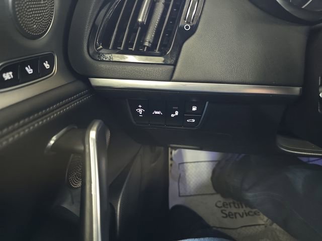 Used 2021 Kia Stinger GT2 image 21