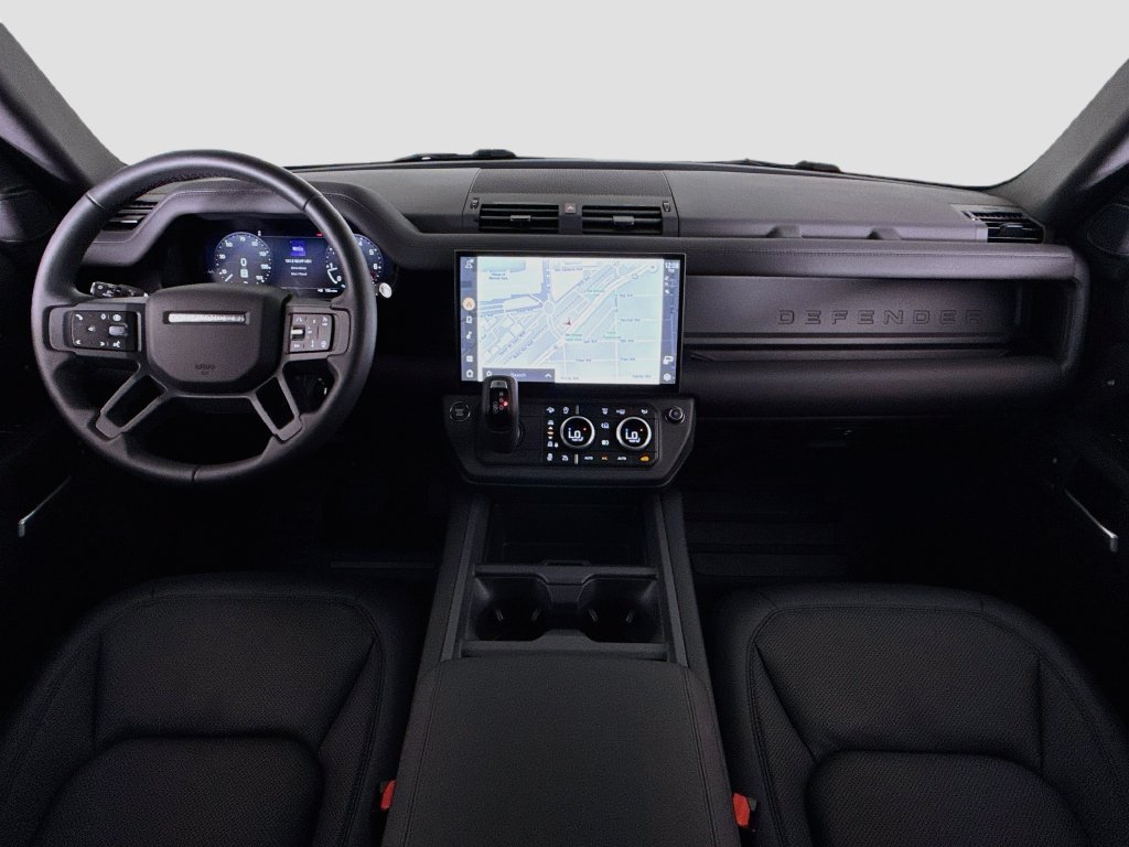 Used 2026 Land Rover Defender 110 X-Dynamic SE AWD/4WD image 9