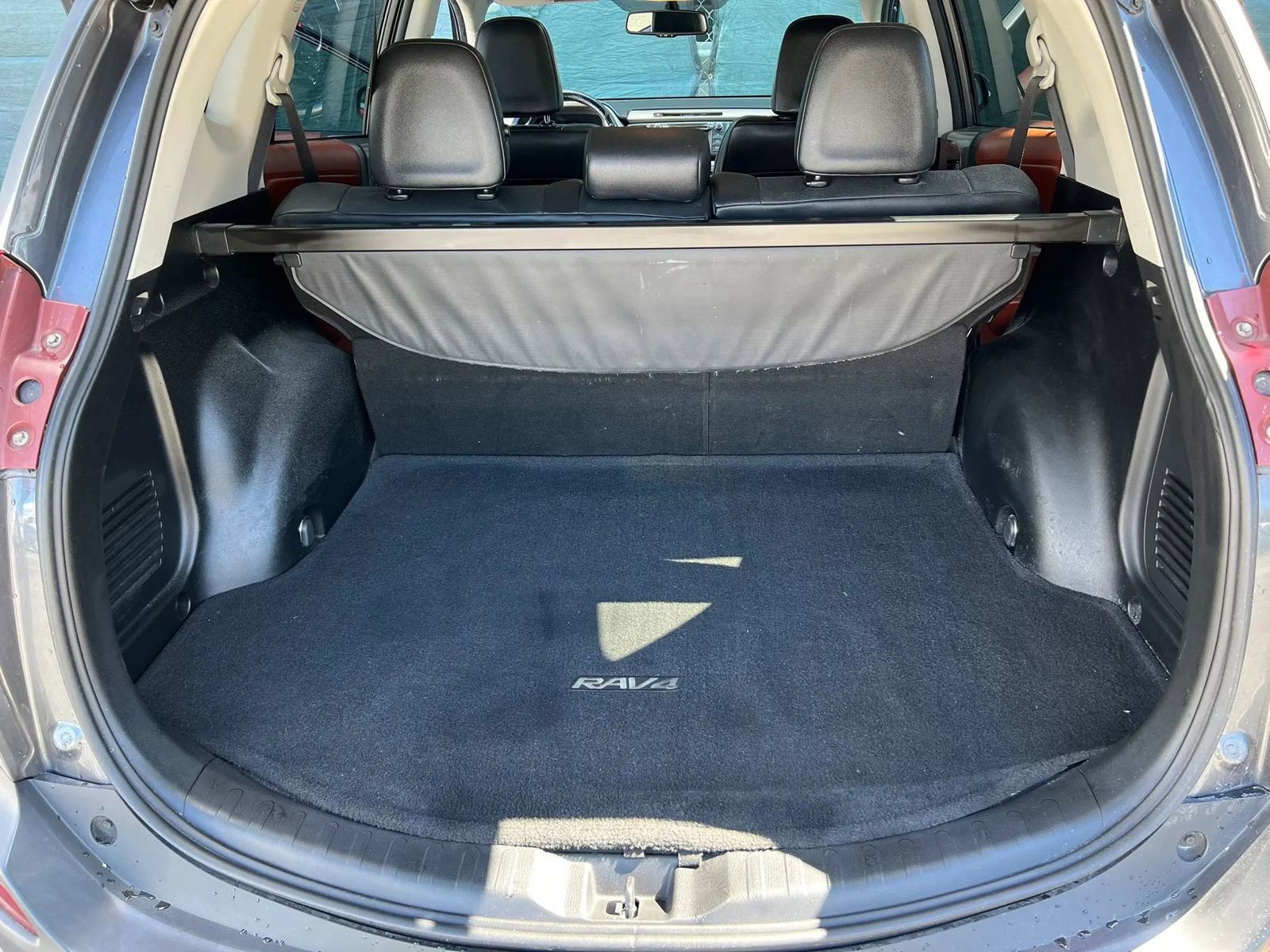 Used 2013 Toyota RAV4 Limited FWD image 27