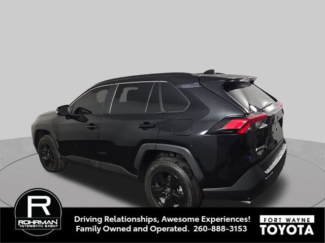 Used 2023 Toyota RAV4 XLE AWD/4WD image 10