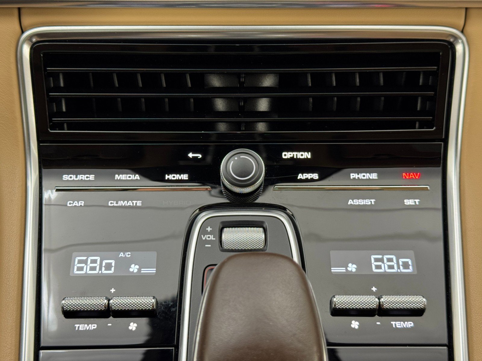 Used 2022 Porsche Panamera 4S Executive image 32