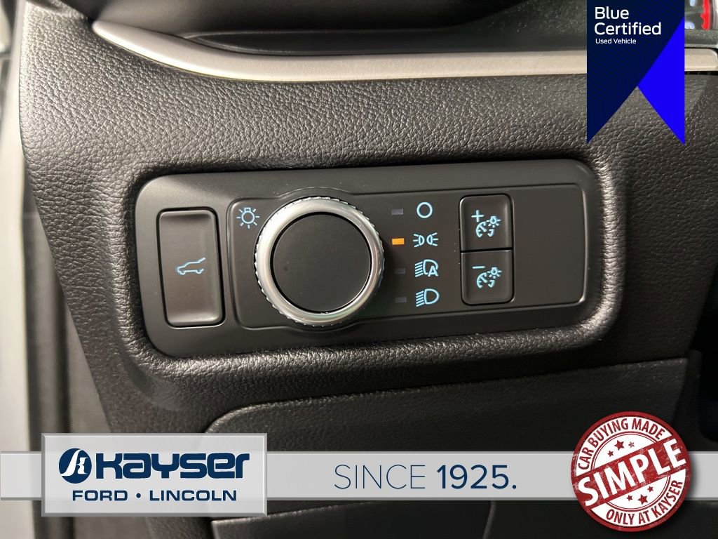 Used 2021 Ford Explorer XLT image 24