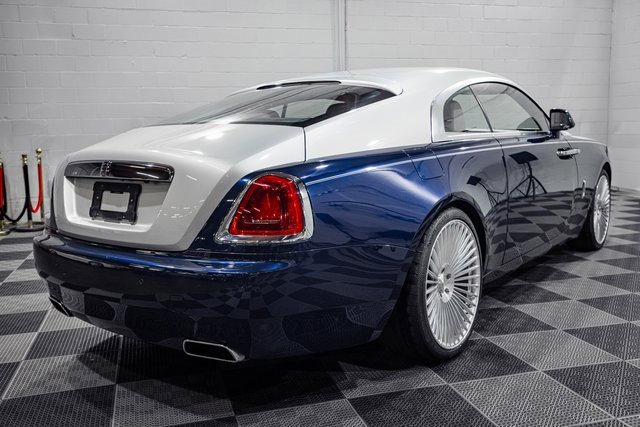 Used 2014 Rolls-Royce Wraith image 9