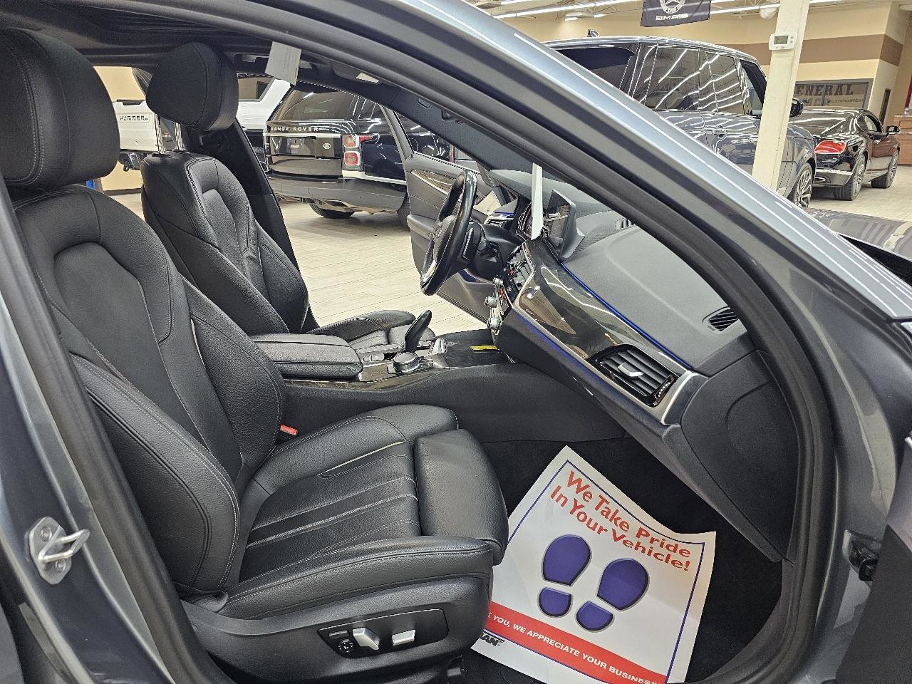 Used 2018 BMW 530i image 21