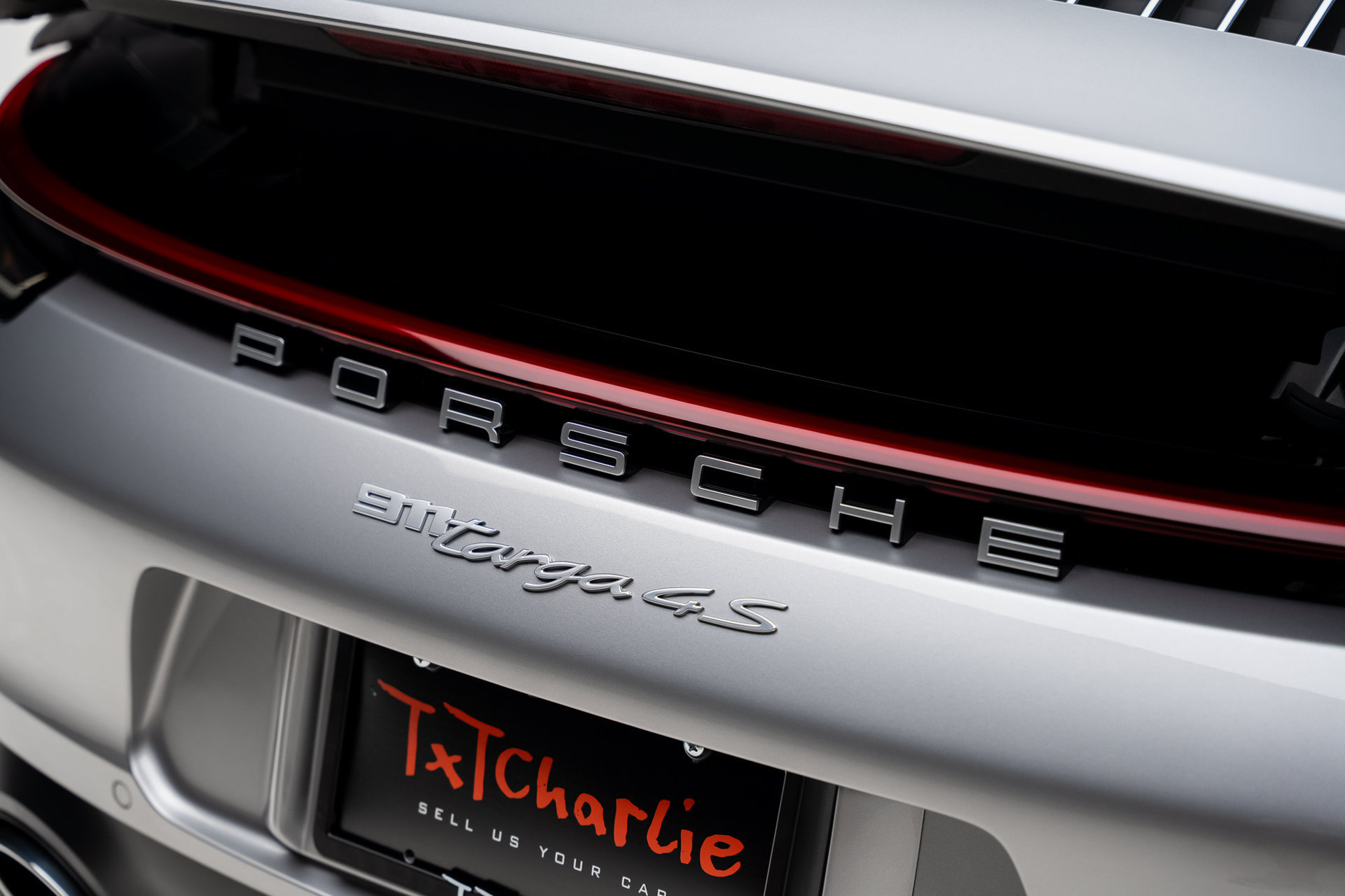 Used 2023 Porsche 911 AWD/4WD image 32