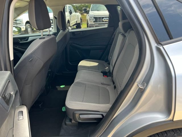 Used 2022 Ford Escape SE w/ SE Sport Appearance Package FWD image 14