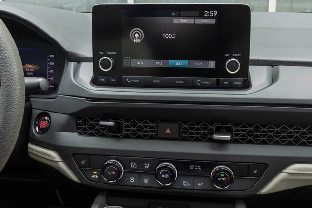 Used 2023 Honda Accord EX image 25