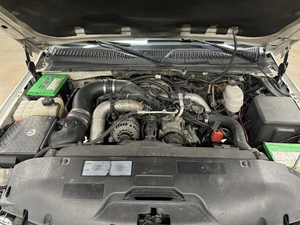 Used 2007 GMC Sierra 3500 SLE w/ Heavy-Duty Power Package AWD/4WD image 37