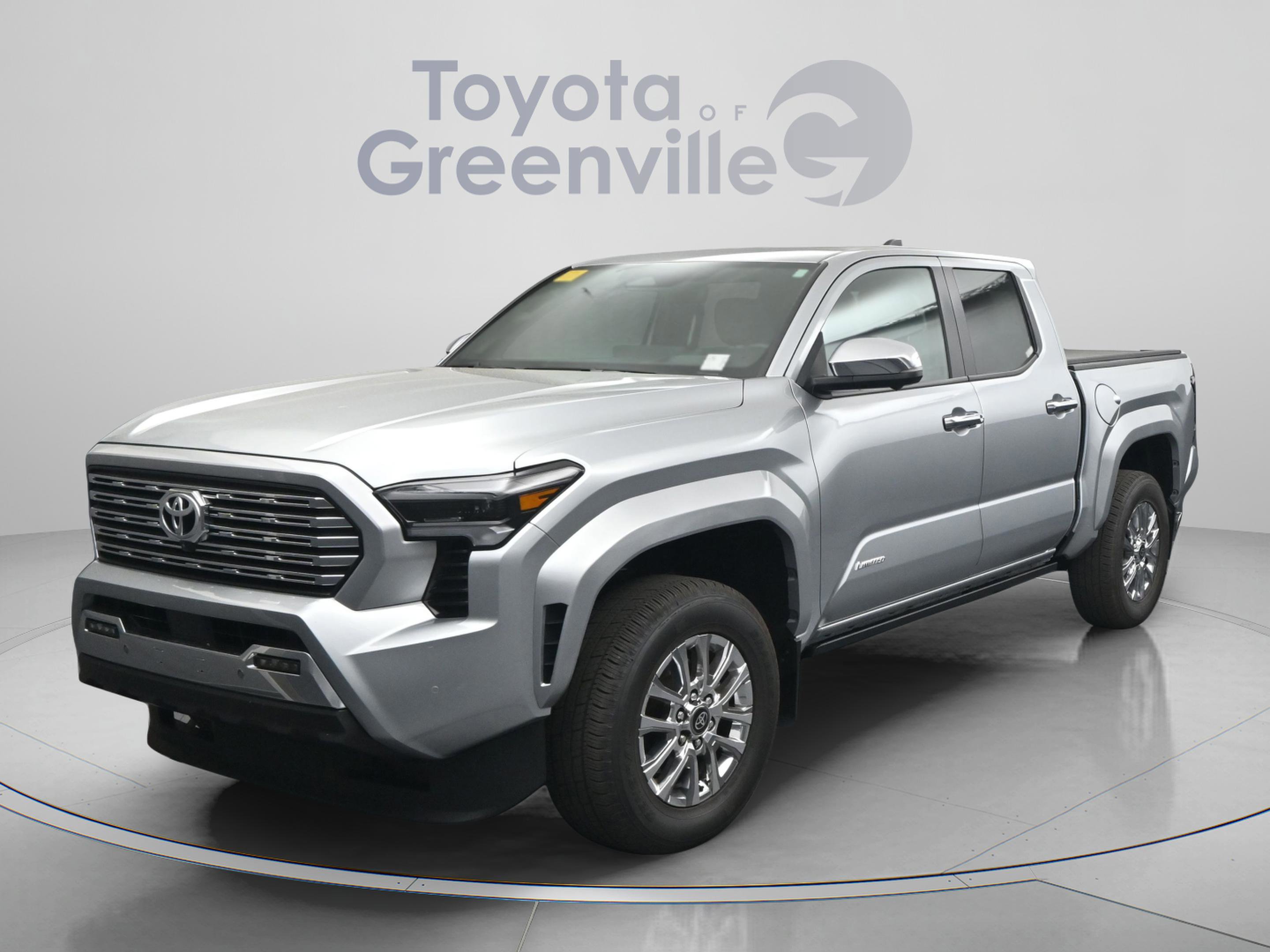 Used 2025 Toyota Tacoma Limited AWD/4WD image 2