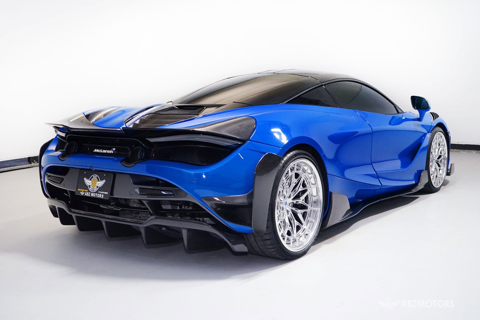 Used 2019 McLaren 720S Luxury RWD image 6