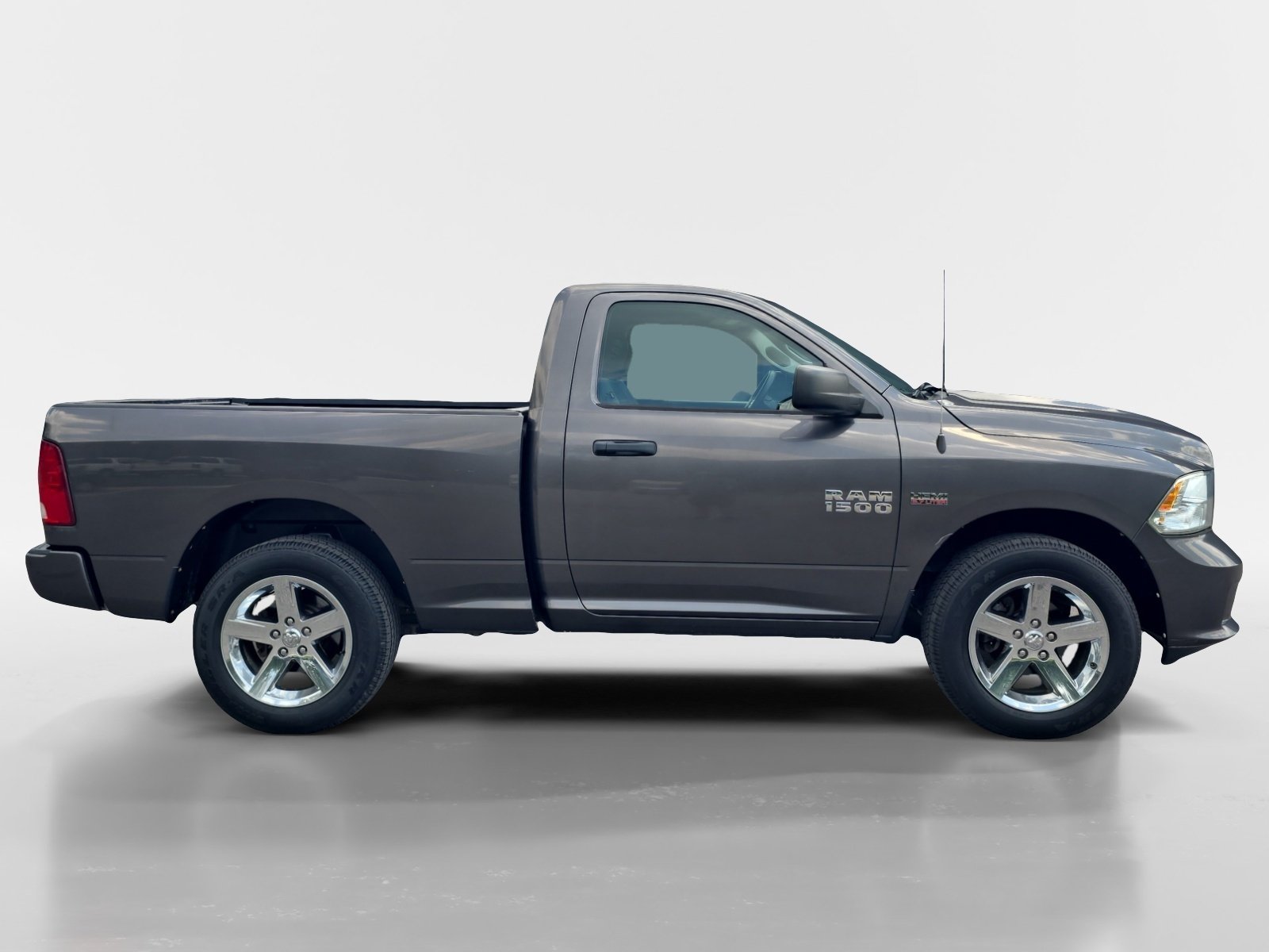 Used 2014 RAM 1500 Express AWD/4WD image 6