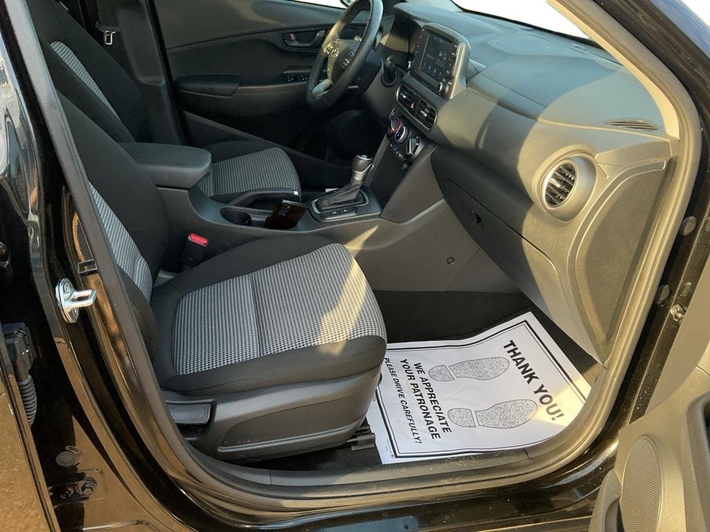 Used 2021 Hyundai Kona SEL image 8