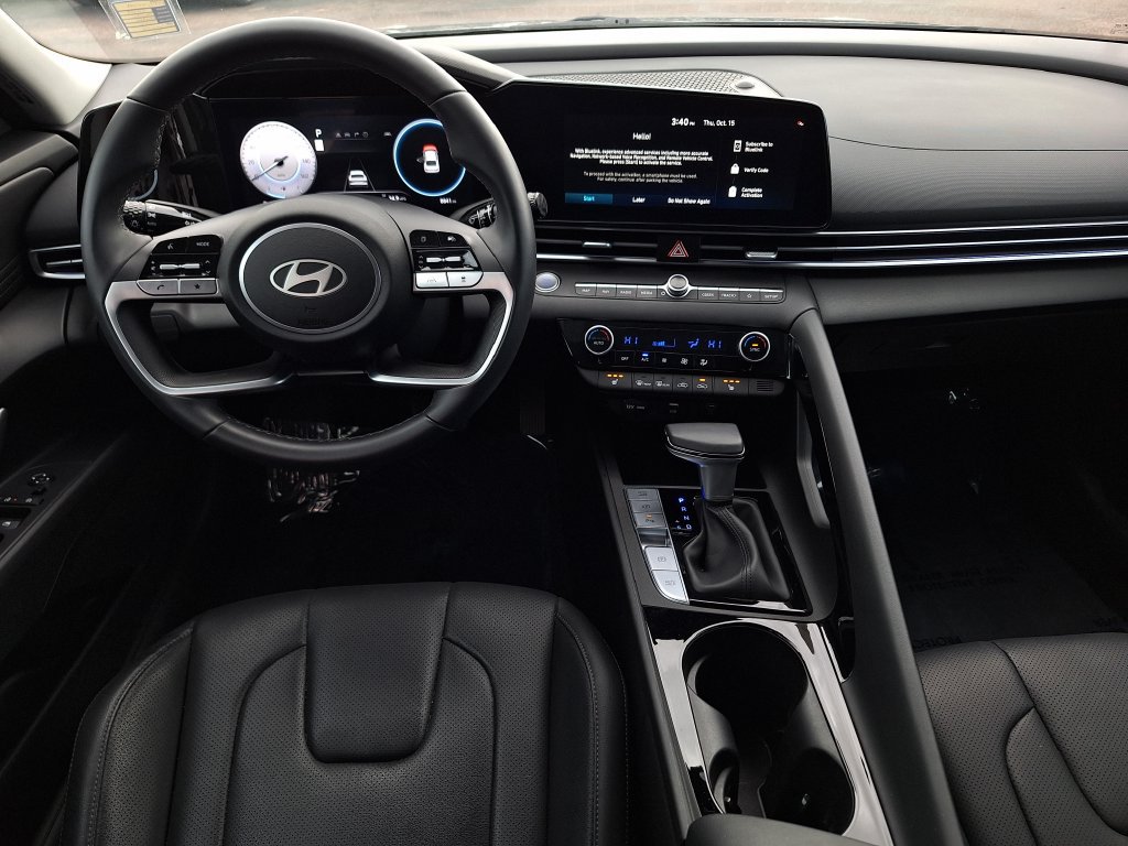 Certified 2024 Hyundai Elantra Limited FWD image 14