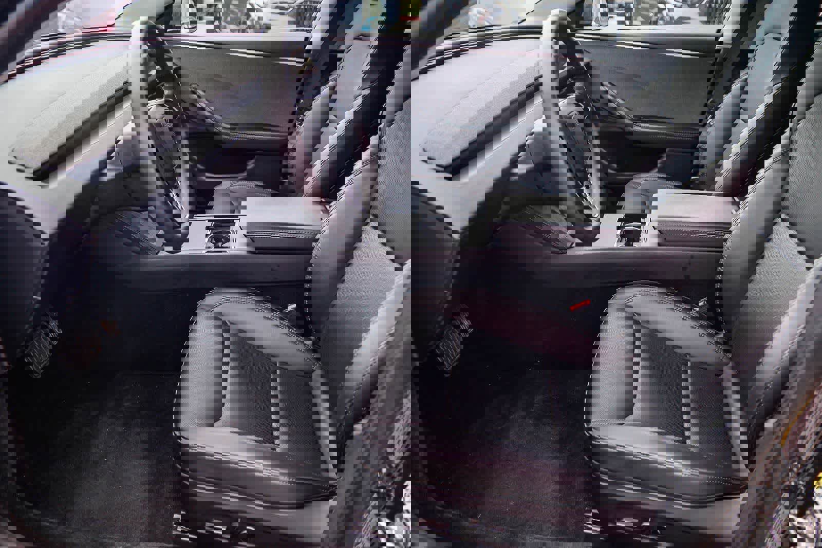 Used 2024 Tesla Model 3 Standard Range RWD image 19