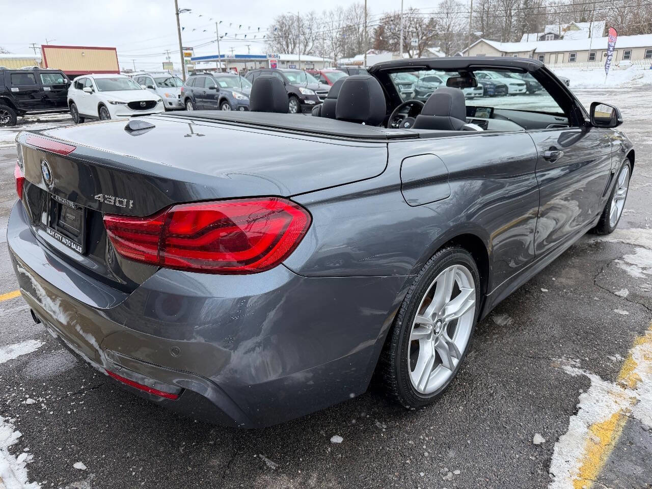 Used 2018 BMW 430i xDrive Convertible image 3