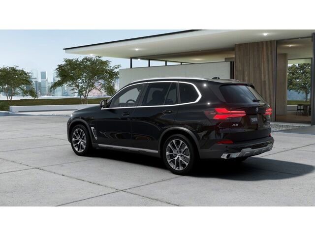 New 2026 BMW X5 xDrive50e AWD/4WD image 2