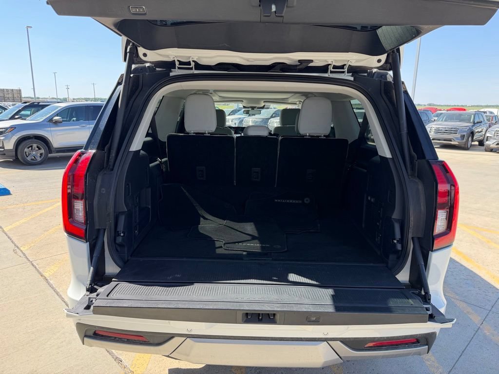 Used 2025 Ford Expedition Max Platinum w/ Driver's Package AWD/4WD image 19