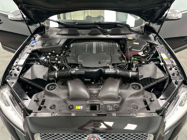 Used 2015 Jaguar XJ L Portfolio AWD/4WD image 20