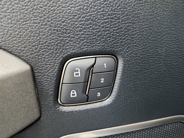 Used 2019 Ford F150 Raptor w/ Equipment Group 802A Luxury image 21