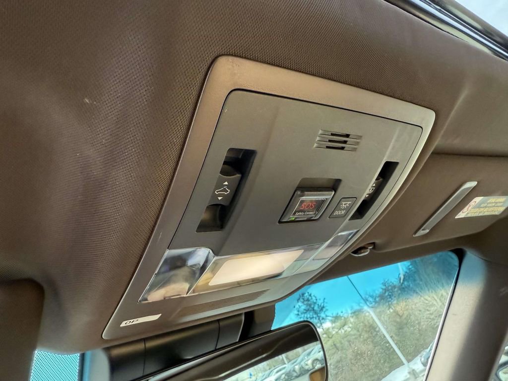 Used 2019 Lexus ES 350 Ultra Luxury w/ Accessory Package 2 image 26