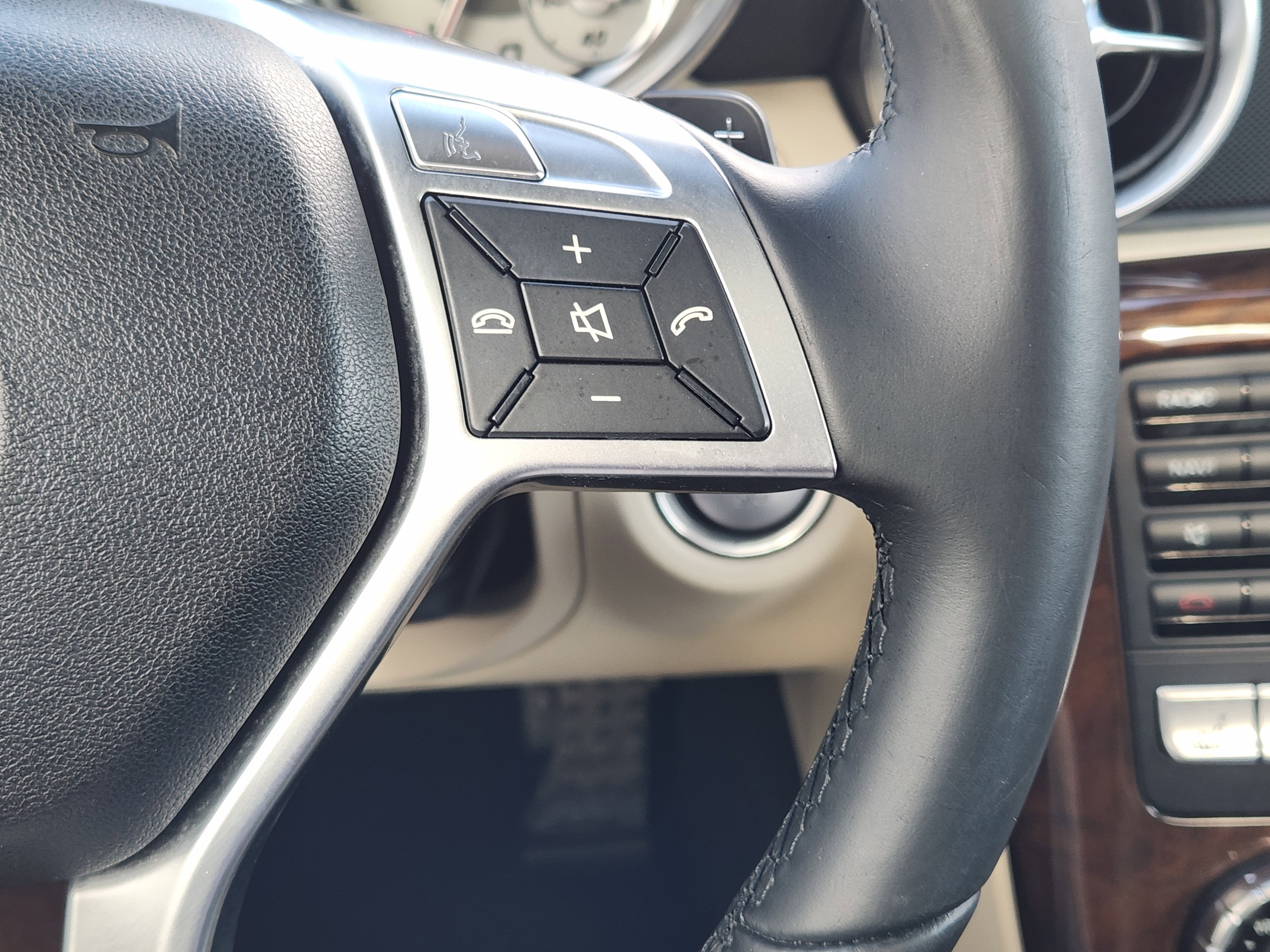 Used 2015 Mercedes-Benz SLK 250 SLK 250 image 28