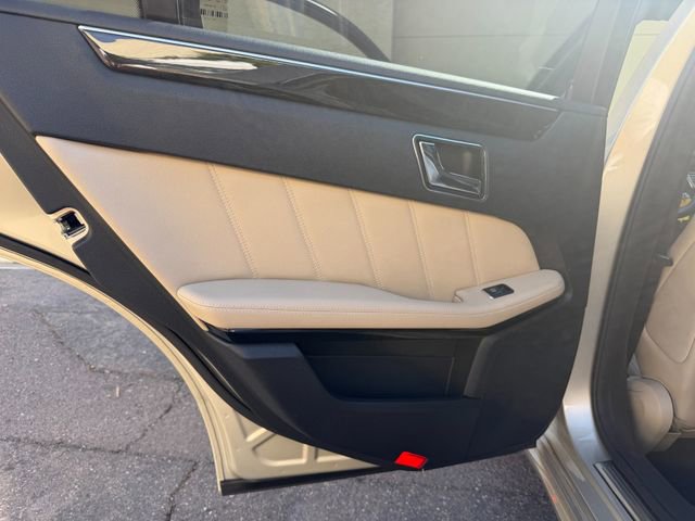 Used 2011 Mercedes-Benz E 550 Sedan w/ Premium 1 Pkg image 23