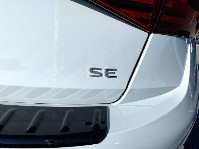 New 2026 Volkswagen Jetta SE FWD image 10
