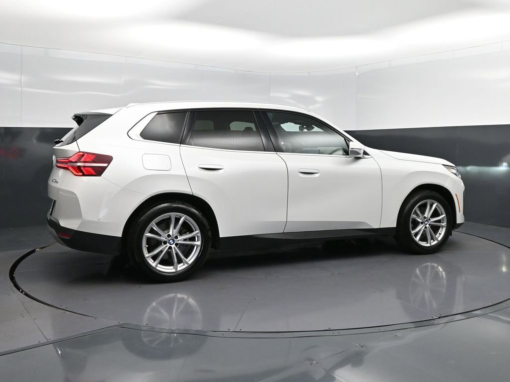 Certified 2025 BMW X3 xDrive30i image 8