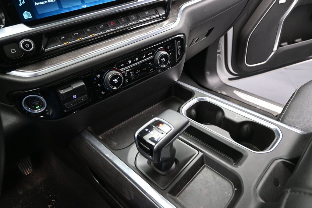 Used 2023 Chevrolet Silverado 1500 LTZ w/ LTZ Convenience Package II AWD/4WD image 18