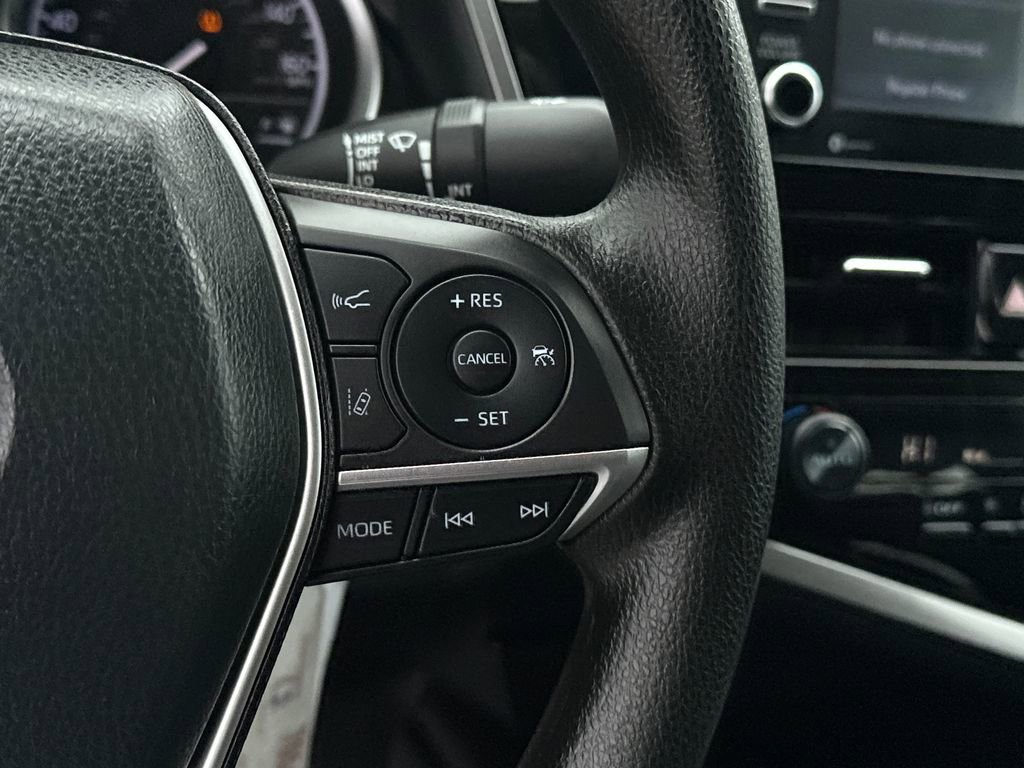 Used 2024 Toyota Camry LE image 22